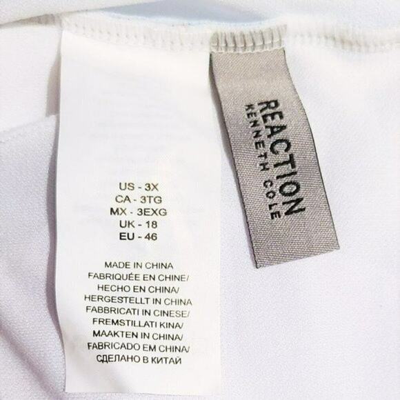 New Kenneth Cole Women's Plus Cold Shoulder Ruffle Floral One-Piece Swimsuit - Picture 6 of 9